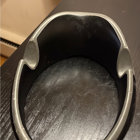 Loop Stand for I-Pad - Picture 3 of 4